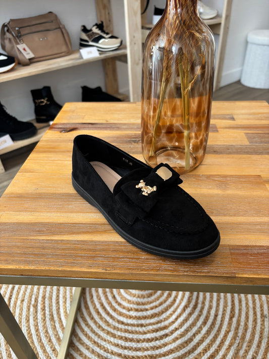 Mocassins noirs en suédine – Élégance intemporelle