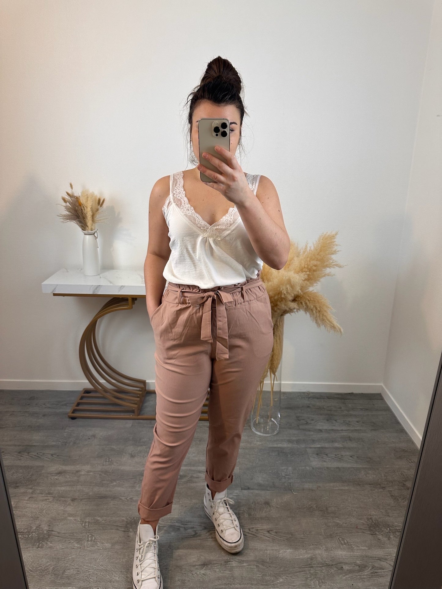 Pantalon carotte ceinturé