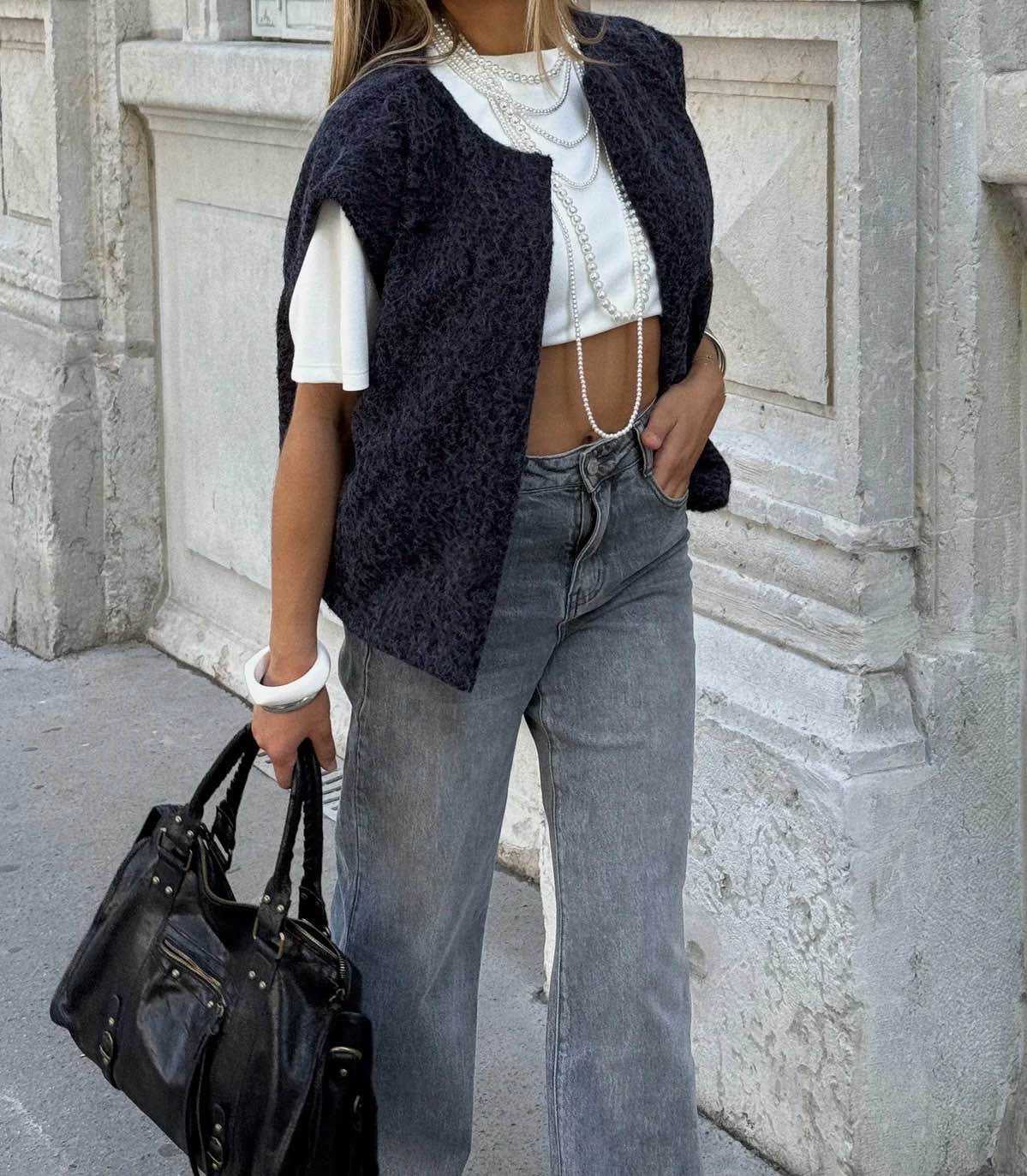 Gilet sans manches femme en laine bouillie – Plusieurs coloris – Taille unique 36/44