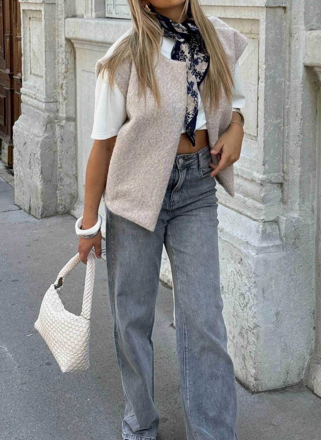 Gilet sans manches femme en laine bouillie – Plusieurs coloris – Taille unique 36/44