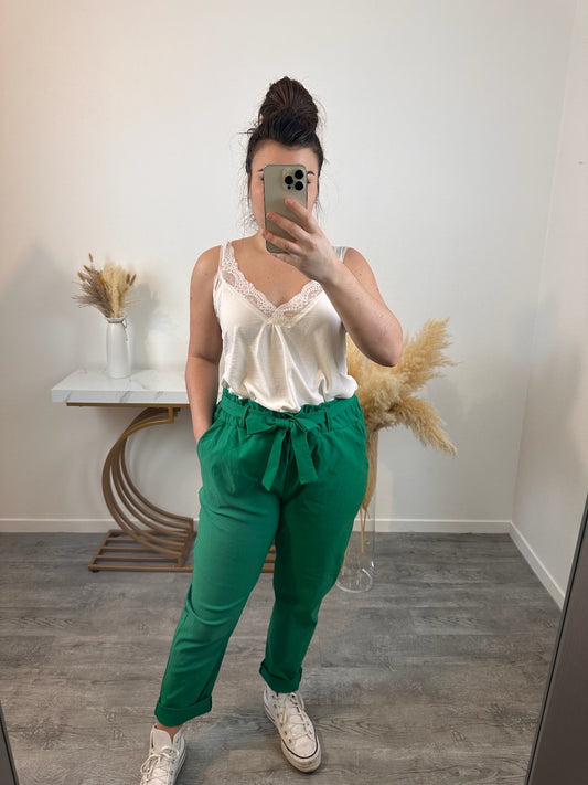 Pantalon carotte ceinturé